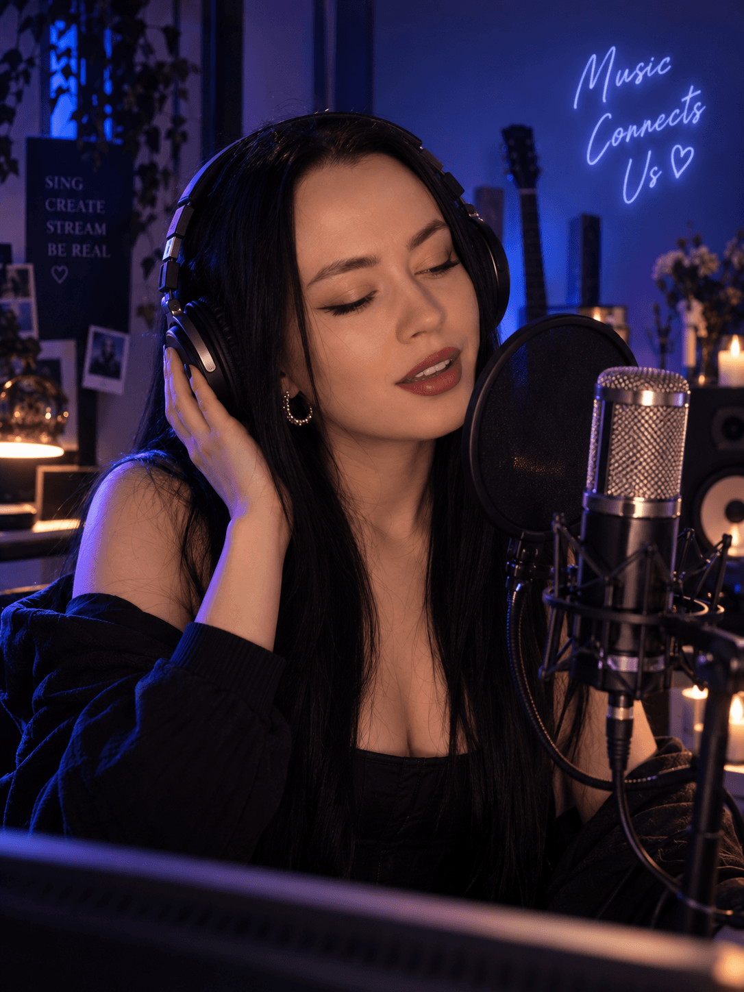 Lizaveta Marmach performing live